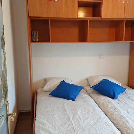 Piso Rio Nervion 15 Minutos Bilbao Apartment Ugao-Miraballes